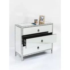 Hot Kommode Rivet Kommoden & Sideboards